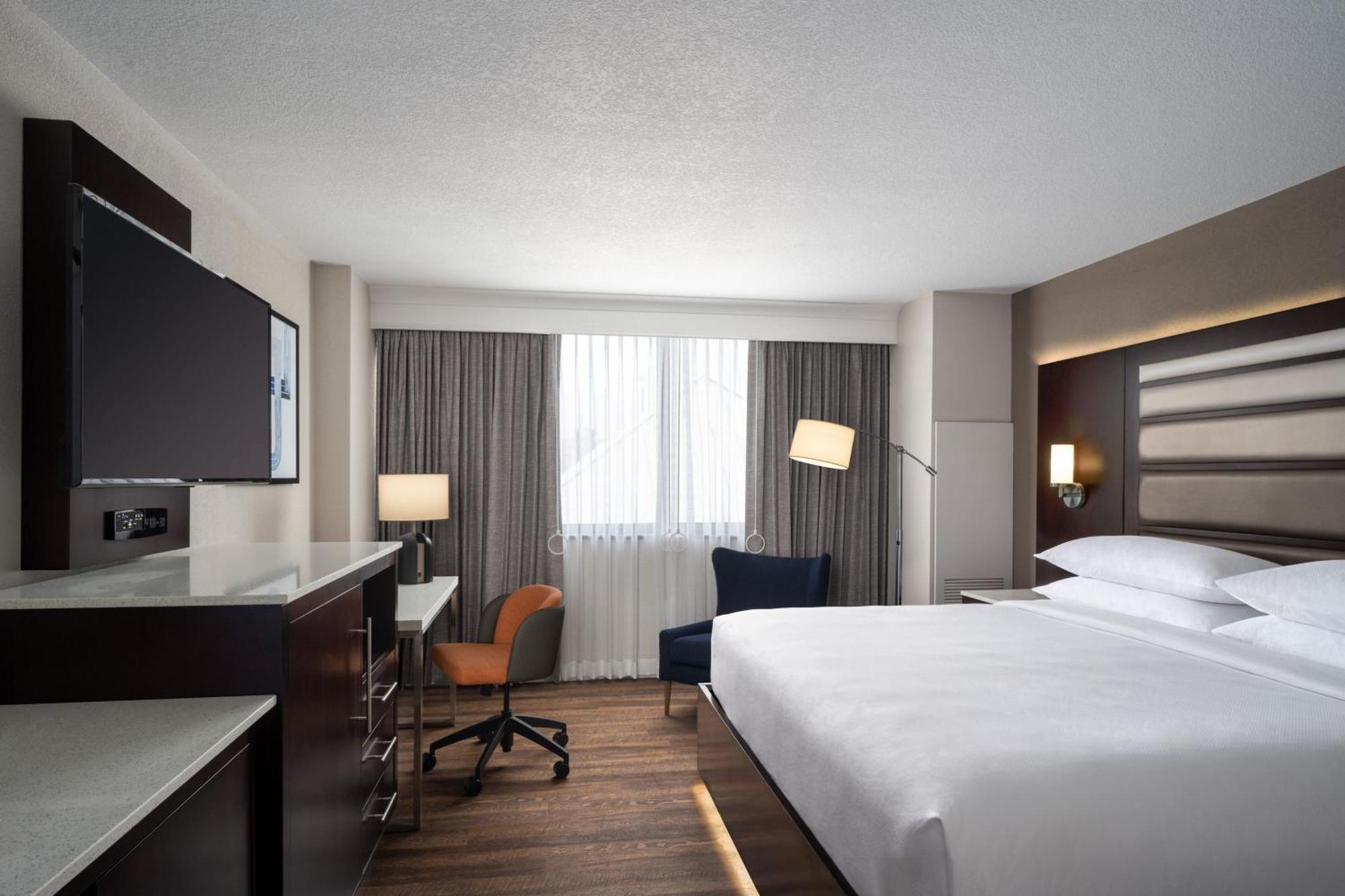Delta Hotels By Marriott Jacksonville Deerwood エクステリア 写真